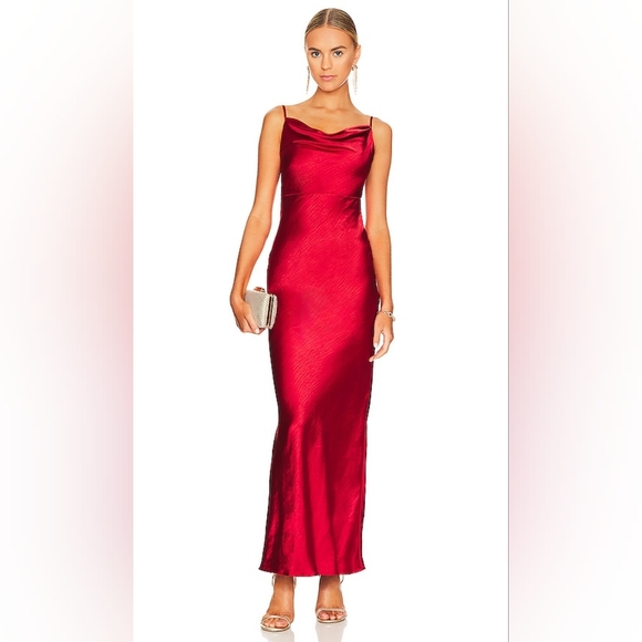 9. NWOT LOVERS + FRIENDS LILITH GOWN IN CHERRY RED SIZE XS - Picture 1 of 7